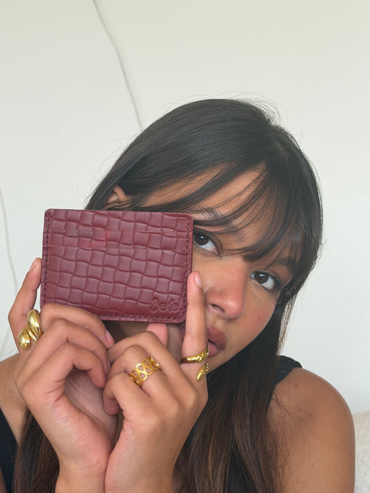 Joie Signature Cardholder – Wovenva Red